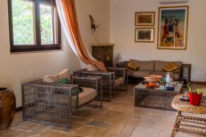 A seating area at Villa Gialì
