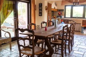 A kitchen or kitchenette at Villa Gialì Még 23 kép