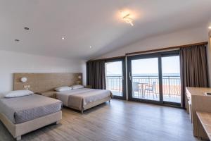 Gallery image of Mandala Seafront Suites in Laganas