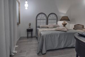 Posteľ alebo postele v izbe v ubytovaní Dimore D'Avalos Boutique bed & breakfast