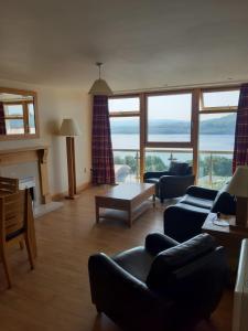Posezení v ubytování LILA Lake Isle Luxury Aparthotel