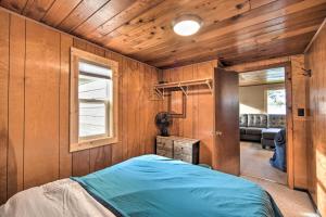 Gallery image of Cozy Cabin with Deck and Private Dock on Nelson Lake! in Hayward