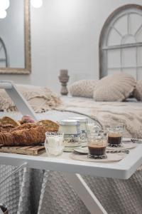 Posteľ alebo postele v izbe v ubytovaní Dimore D'Avalos Boutique bed & breakfast