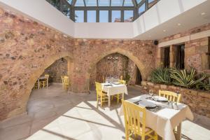 Restaurace v ubytování Spilia Village Hotel & Villas