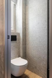 Koupelna v ubytování Kentro Luxury Suites