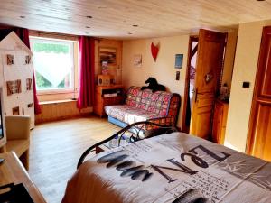 Zdjęcie z galerii obiektu Ty Cosy, Chambre privée w mieście Pluméliau