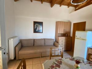 Φωτογραφία από το άλμπουμ του Barbajonn's Stone House στη Μονεμβασιά