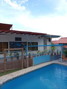 Bazén v ubytování Hotel La Uvita nebo v jeho okolí