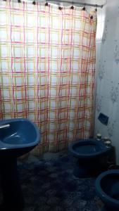 Een badkamer bij Departamentos el 45