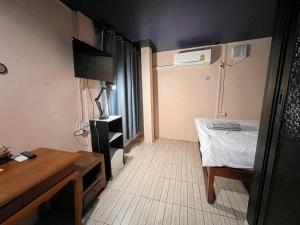 TV a/nebo společenská místnost v ubytování Madera House Chiang Mai