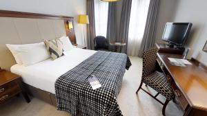 Кровать или кровати в номере Mercure Exeter Southgate Hotel