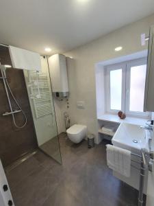 Koupelna v ubytování Apartman Stela + 29 fotografií