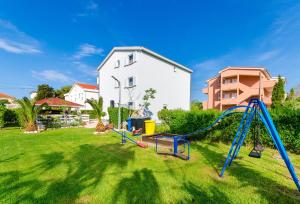 Herní místnost nebo prostor pro děti v ubytování Apartments Damir