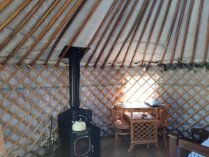 Gallery image of Cranfield Retreat & Glamping - Yurt & Shepherds Hut in Long Melford