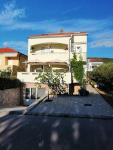 Fotografie z fotogalerie ubytování Apartmani Grabovčić v destinaci Punat