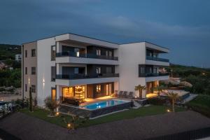 Fotografia z galérie ubytovania Villa Ameli Apartment with swimming pool v destinácii Rijeka