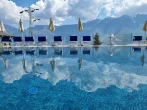 Бассейн в Villa Anna Apartments или поблизости