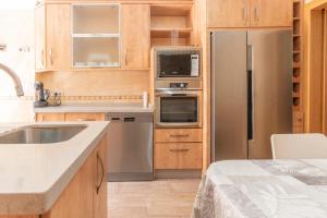 A kitchen or kitchenette at Casa Adrimar
