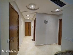 Foto sihtkohas Bouznika asuva majutusasutuse Appartement à Bouznika prêt du plage Dahomey, plage bouznika, Bahia beach galeriist