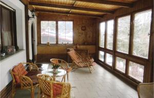 Χώρος καθιστικού στο Nice Home In Güntersberge With Sauna +15 φωτογραφίες