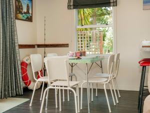 Fotografie z fotogalerie ubytování Hetherington Haven - Whangamata Holiday Home v destinaci Whangamata