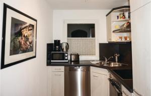 Kuhinja oz. manjša kuhinja v nastanitvi Beautiful Home In Heidesee Ot Wolzig With 1 Bedrooms And Wifi