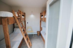 Postel nebo postele na pokoji v ubytování Meier Lake Resort