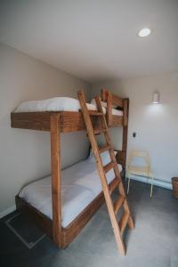 Postel nebo postele na pokoji v ubytování Meier Lake Resort