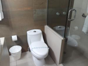 Koupelna v ubytování Baja Inn Hoteles Ensenada