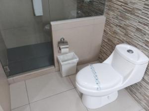 Koupelna v ubytování Baja Inn Hoteles Ensenada