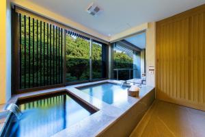 Sundlaugin á Grand View Resort Beitou eða í nágrenninu