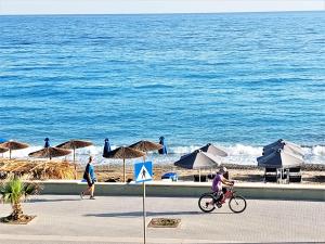 Photo de la galerie de l'établissement SEPERI Deep Blue, à Réthymnon