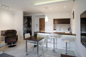 Kuchyň nebo kuchyňský kout v ubytování Sopot Apartament Aquarius