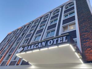 een weergave van het Hampton Inn harlem kantoorgebouw bij Hakcan Hotel in Izmir