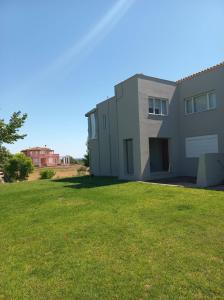 The building in which the holiday home is located