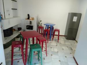 Kuchyň nebo kuchyňský kout v ubytování New Hortaleza Coliving