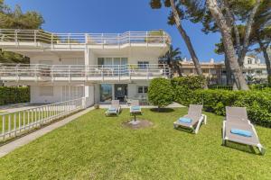 Vonkajšia záhrada v ubytovaní Apartamento Beachfront Sonrisas