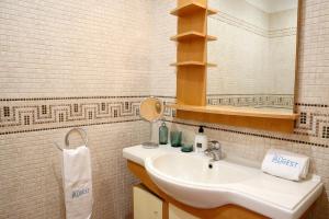 Imagen de la galería de Casa dos Cotas, en Alvor 37 fotos más