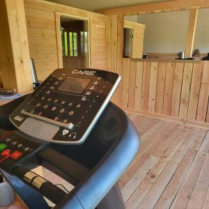 a room with a cabin with a desk in it at La Martinelle in Maurs