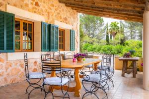 Ein Garten an der Unterkunft Luxusfinca Son Mas