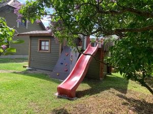 Gallery image of Muha Beach Holiday Home in Riksu