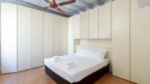 A bed or beds in a room at Italianway - Garibaldi 40