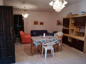 Posedenie v ubytovaní Villa singola a 1300 mt dal mare