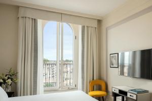 Foto dalla galleria di UNAHOTELS Trastevere Roma a Roma