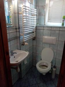 Ένα μπάνιο στο Villa Kornelka +14 φωτογραφίες