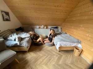 Łóżko lub łóżka w pokoju w obiekcie Willa na szlaku