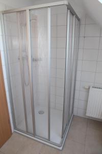 Koupelna v ubytování Wiesenblick Fenja + 26 fotografií