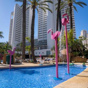 Bazén v ubytování Medplaya Hotel Flamingo Oasis nebo v jeho okolí