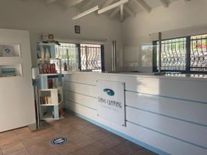 Kuchyň nebo kuchyňský kout v ubytování Simos Camping Elafonisos & Bungalows