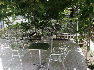 Vonkajšia záhrada v ubytovaní LORA GIUSTA GUEST HOUSE